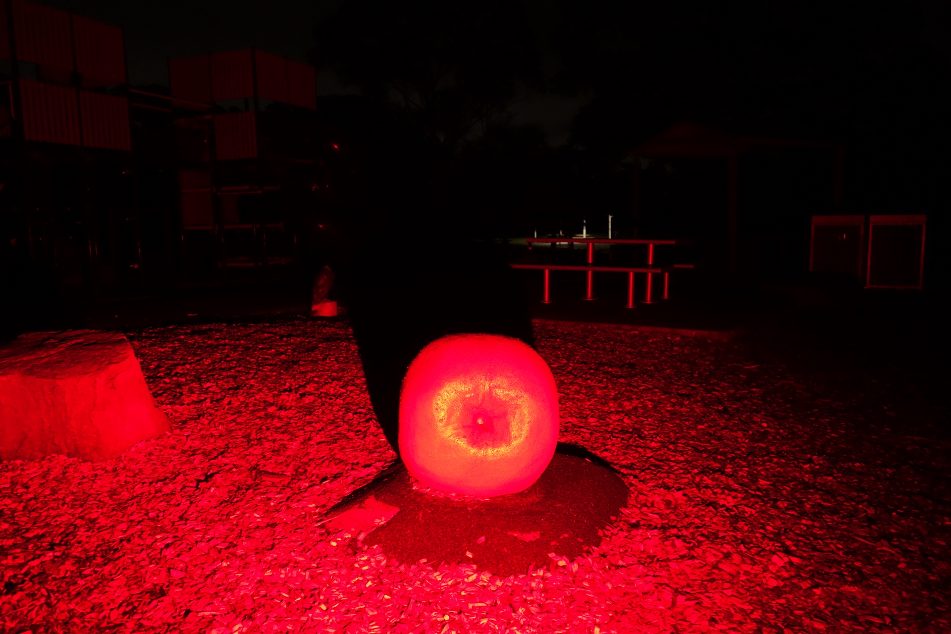 Armytek Elf C2 Max WR Warm Red Main3 beamshot