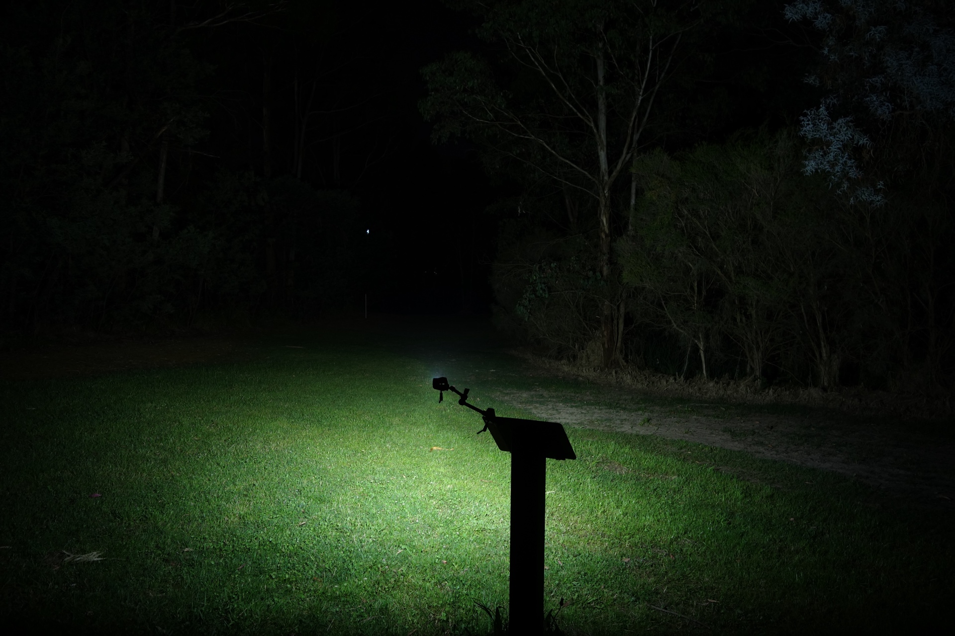 Manker LAD III CW Turbo beamshot