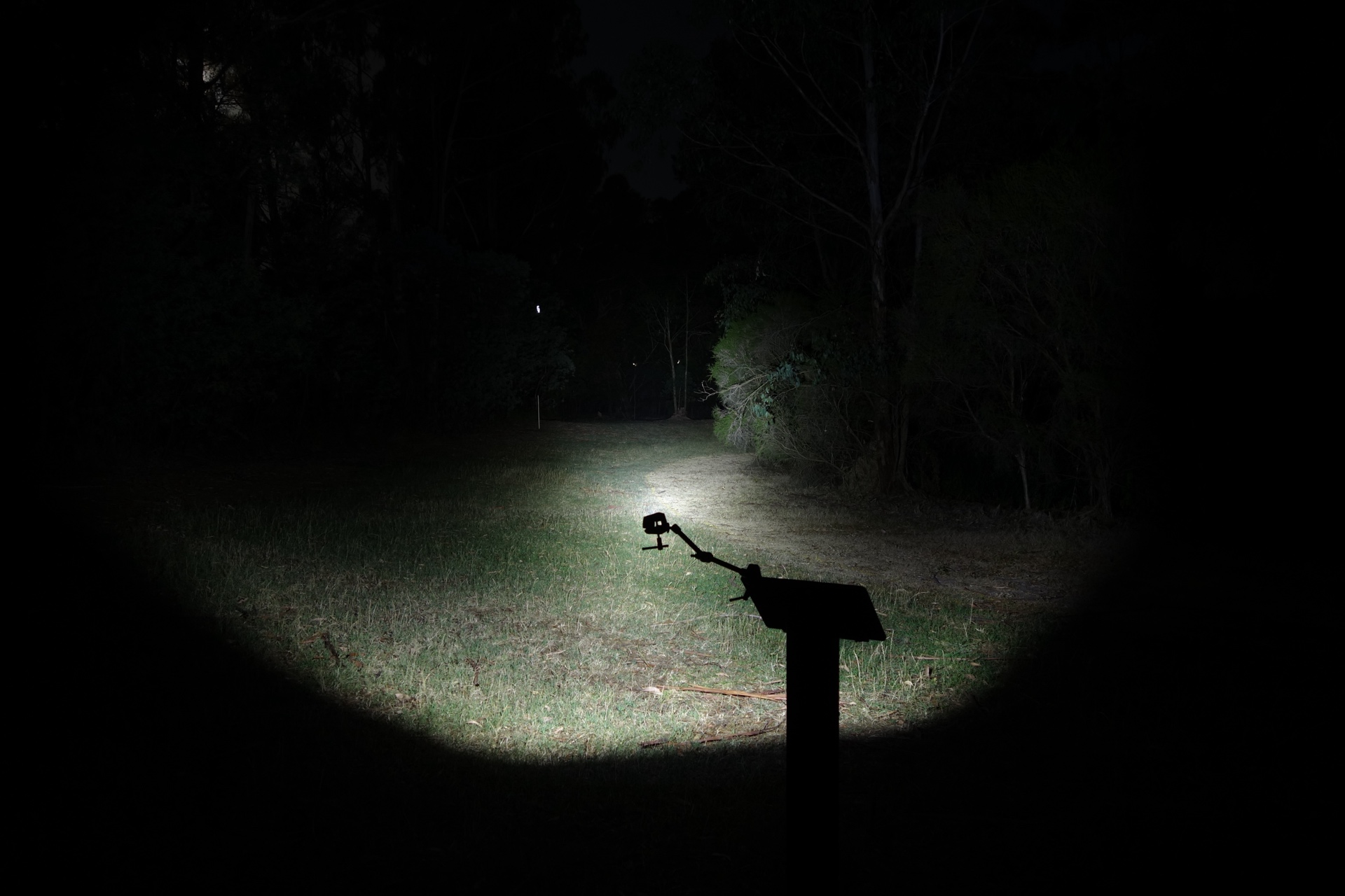 Olight ArkPro Ultra Spotlight Turbo beamshot